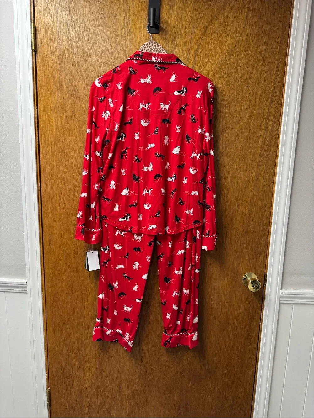 Kate Spade New York Holiday Cozy Jersey Pajama Set Cats Dogs Red Multi Large NEW